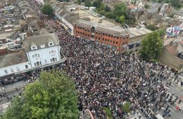 Enormous crowds of anti-racist demonstrators in Walthamstow on 7 August 2024